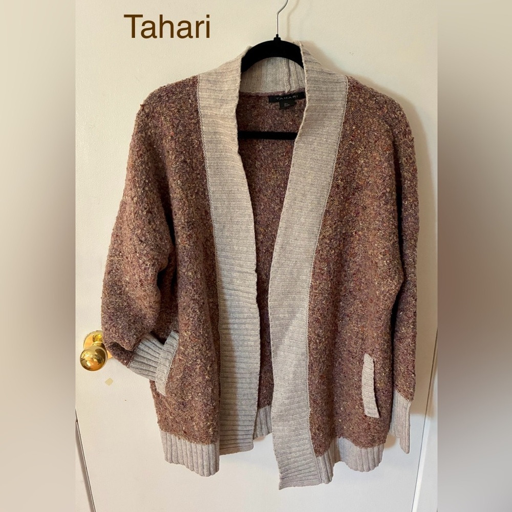 ❄️ 221 TAHARI Women's Speckled wool blend Cardigan